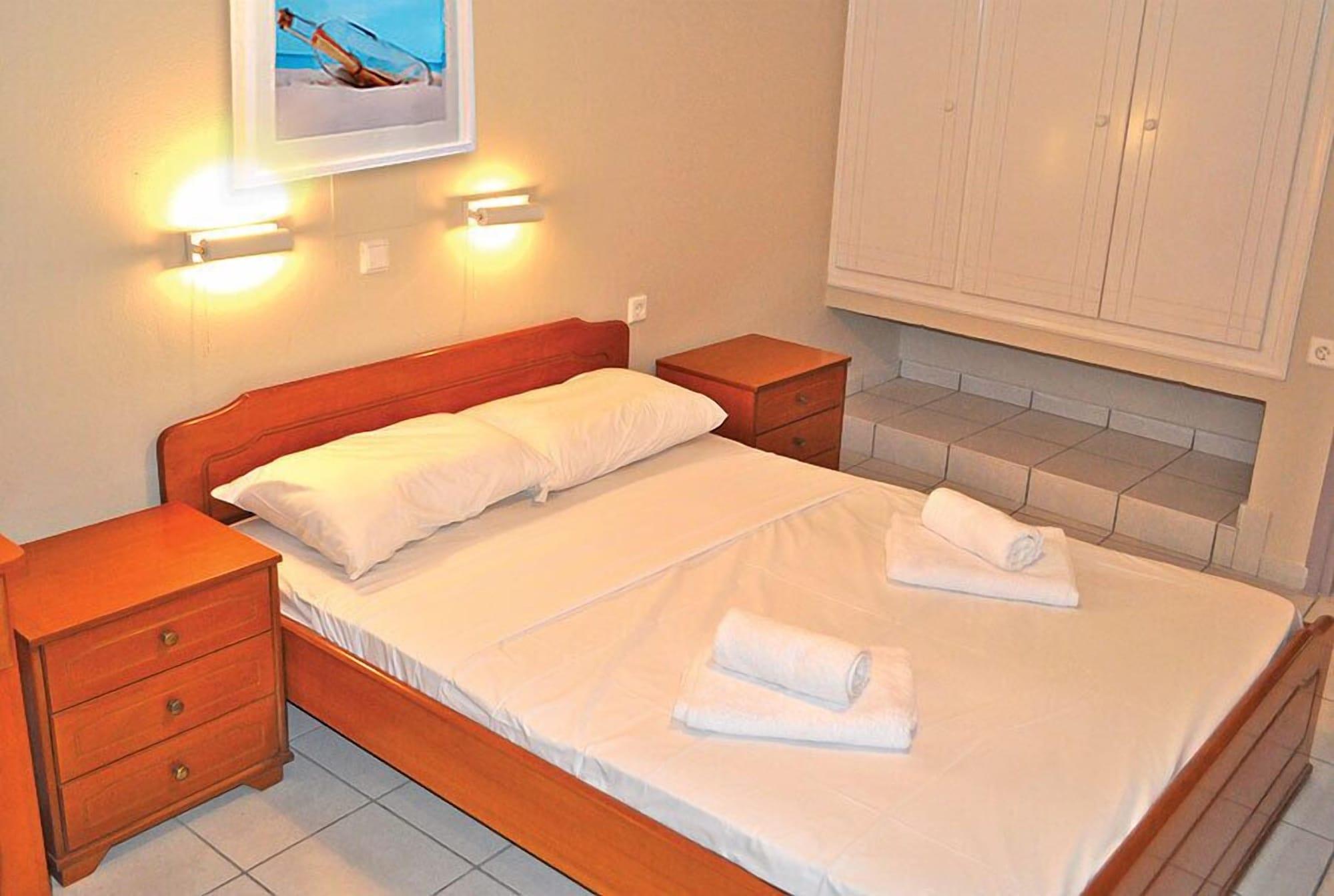 Greta Apartments Hersonissos  Exterior photo